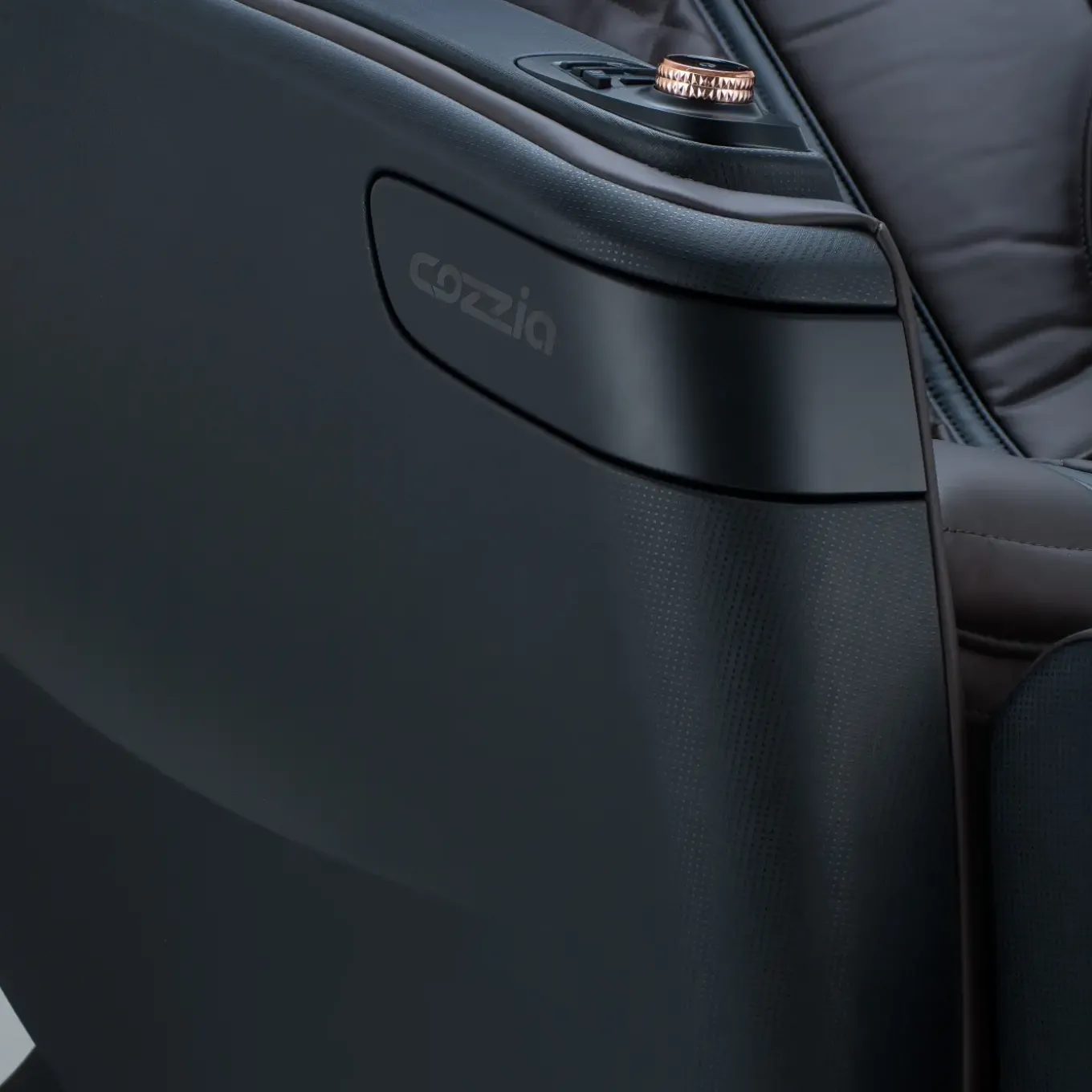 Ascend Cozzia Health & Wellness Massage Chair