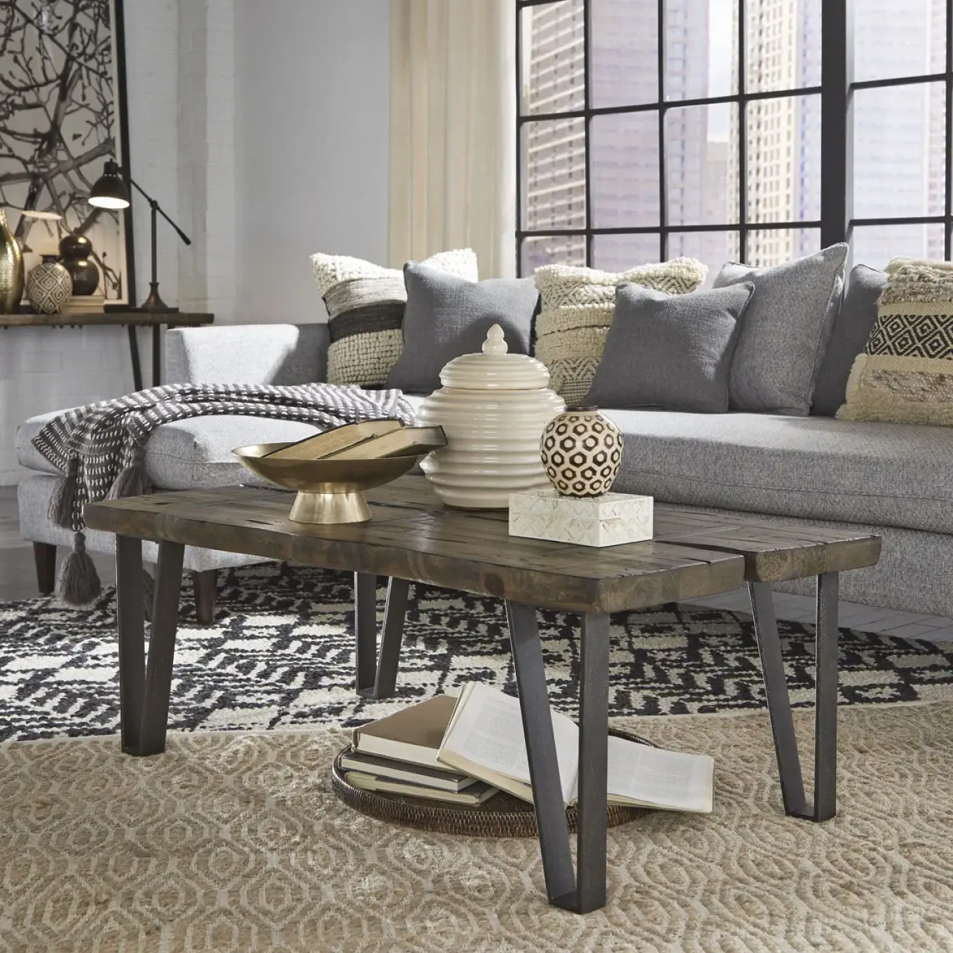 Barlow Cocktail Table