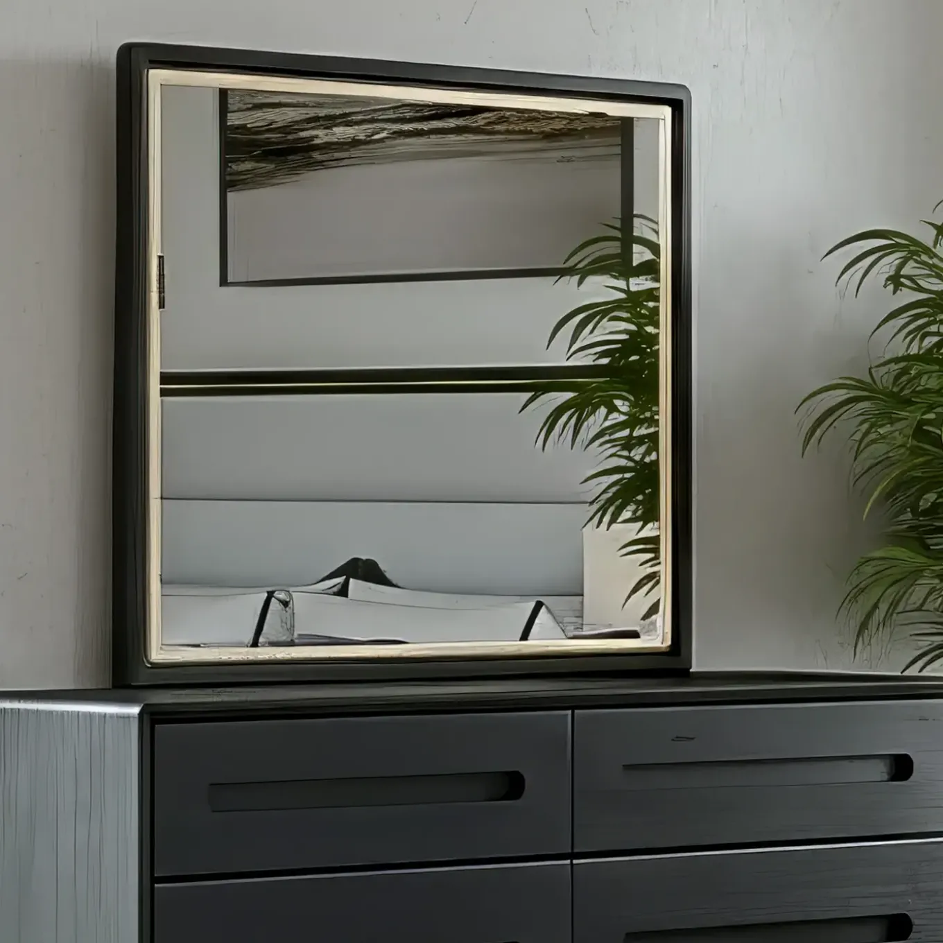 Beckett Mirror