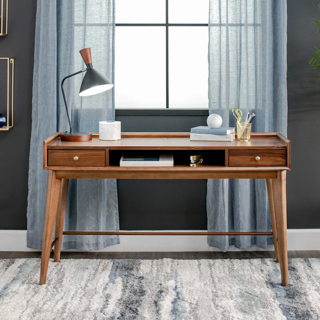 Minetta Desk With USB