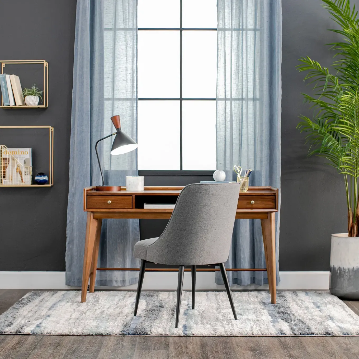 Minetta Desk With USB