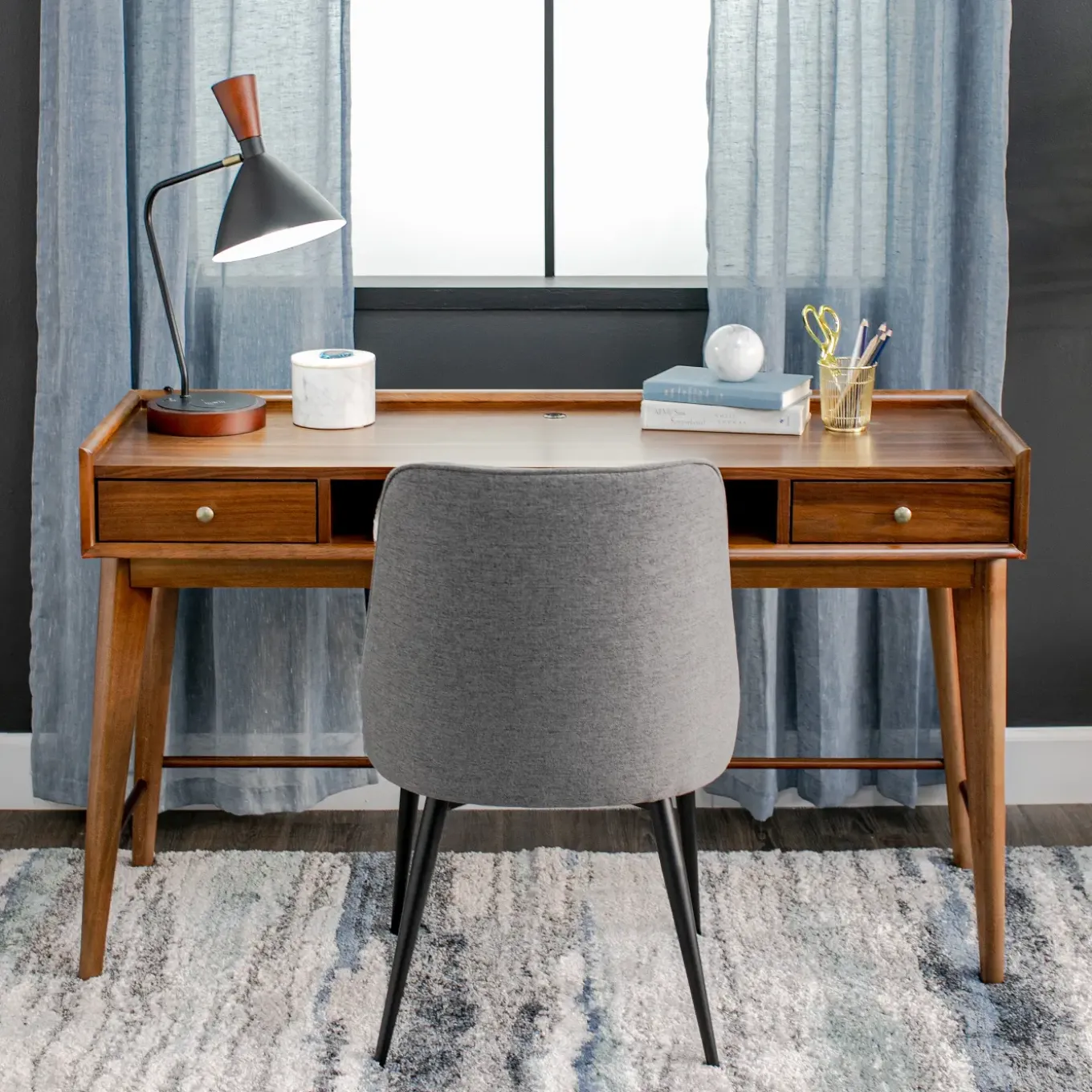 Minetta Desk With USB