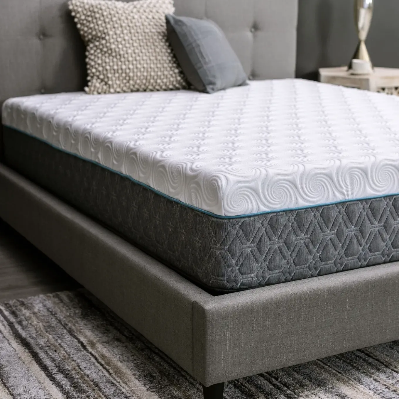 Pro Hybrid Medium Twin Xtra Long Mattress & Contempo IV Adjustable Power Base