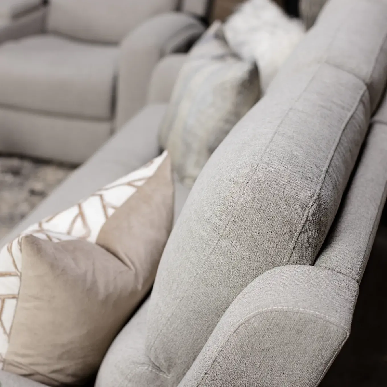 Riverdale Zero G Power Reclining Sofa with Power Lumbar