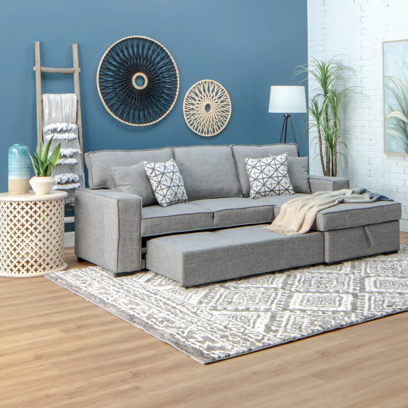 Siesta Sofa Chaise with Pop-Up Trundle