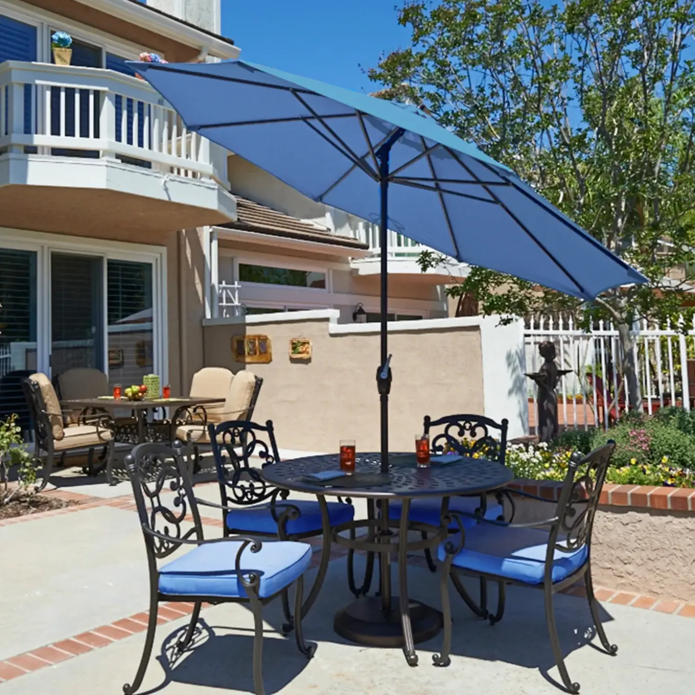 St. Lucia 9' Round Auto-Tilt Umbrella