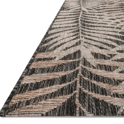 5'3" x 7'7" Palms Outdoor Rug